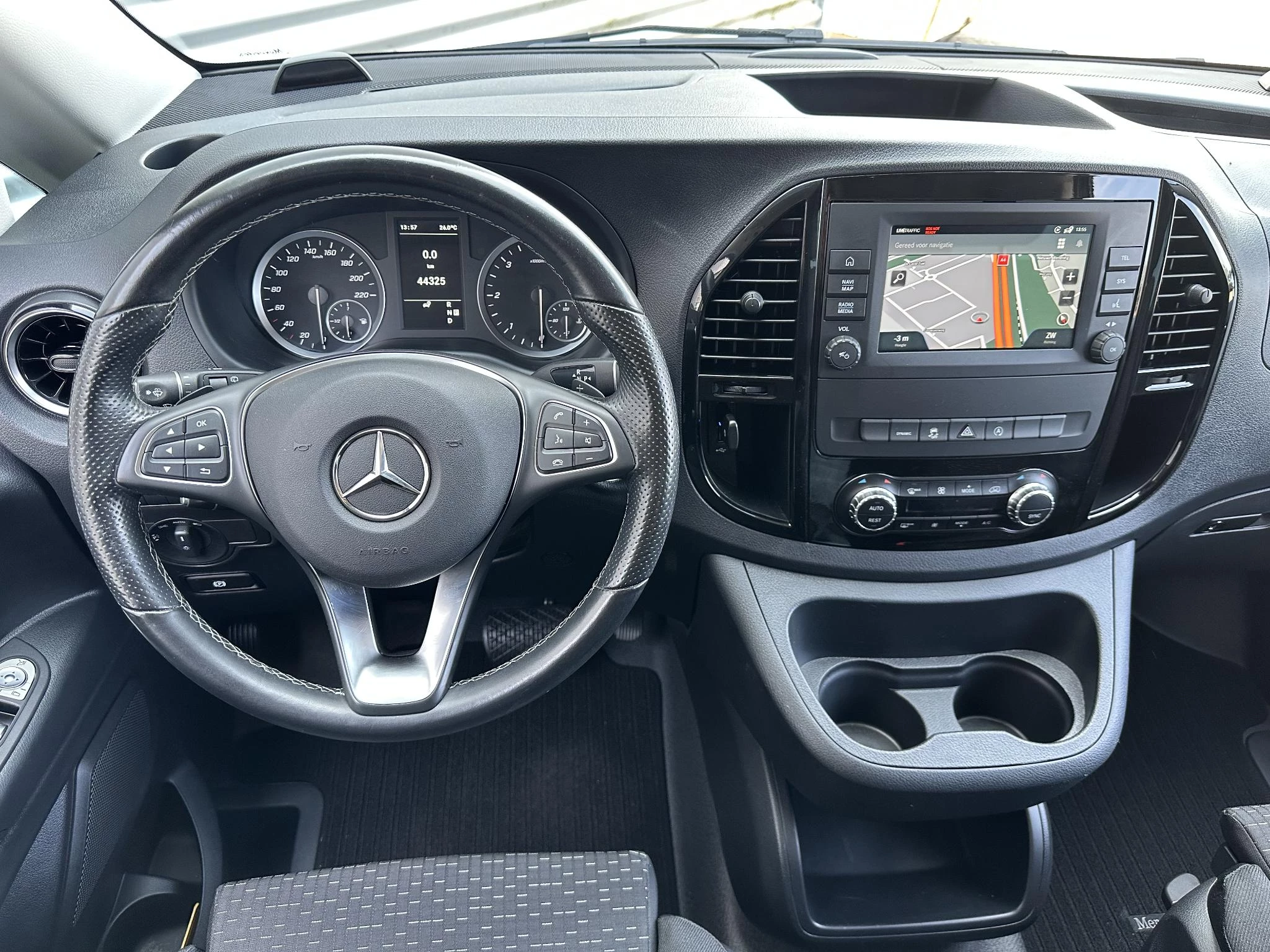 Mercedes-Benz Vito 2023 - 116 CDI Dubbele Cabine Navigatie Camera afbeelding 4