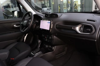 Jeep Renegade 2025 - 4XE HYBRID SUMMIT / LEDER / 18 inch / Apple Carplay изображение 24