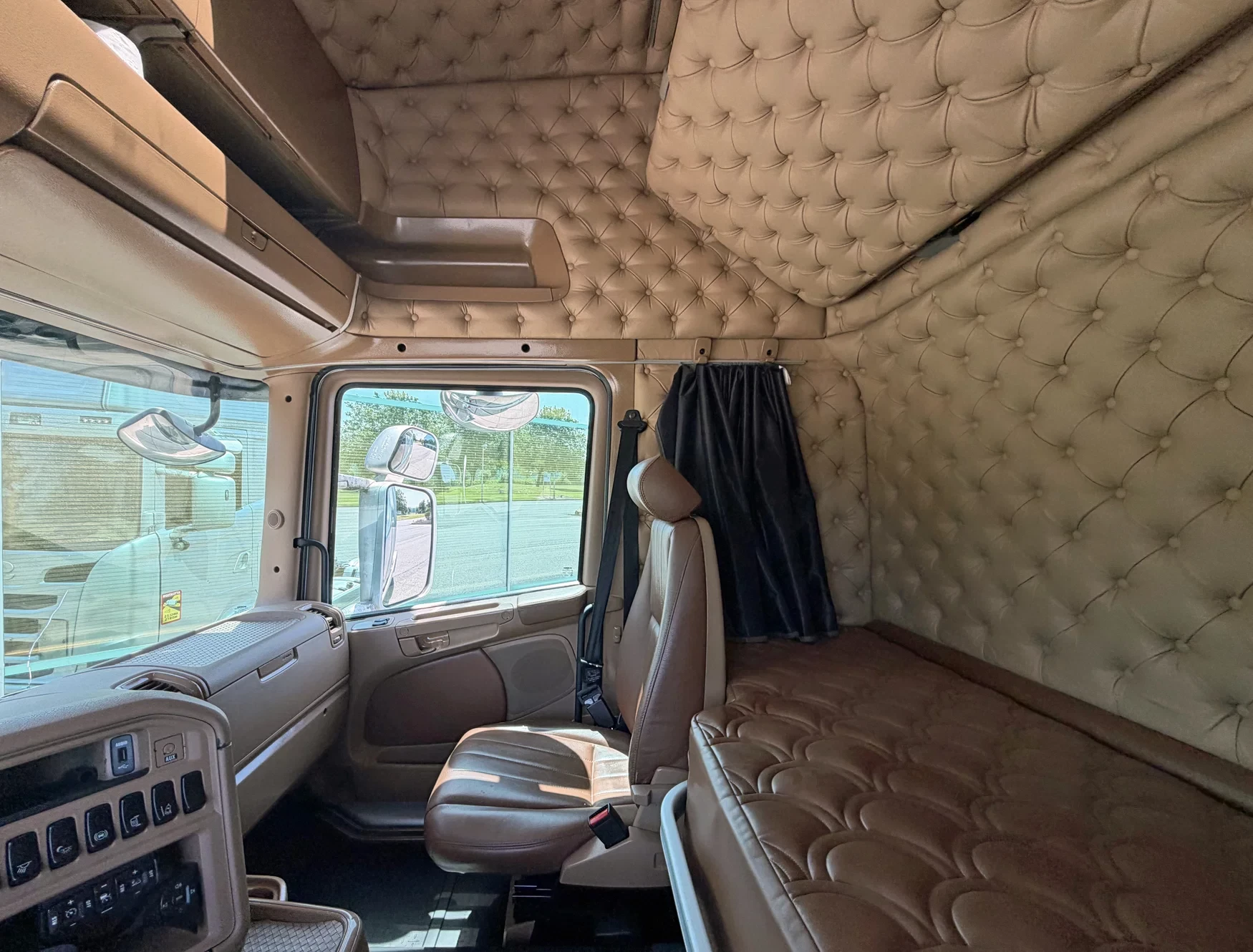 Scania R 2016 - R450 RETARDER FULL AIR SPECIAL INTERIOR 2x TANKS TOP CONDITION BELGIUM TRUCK obrázek 14