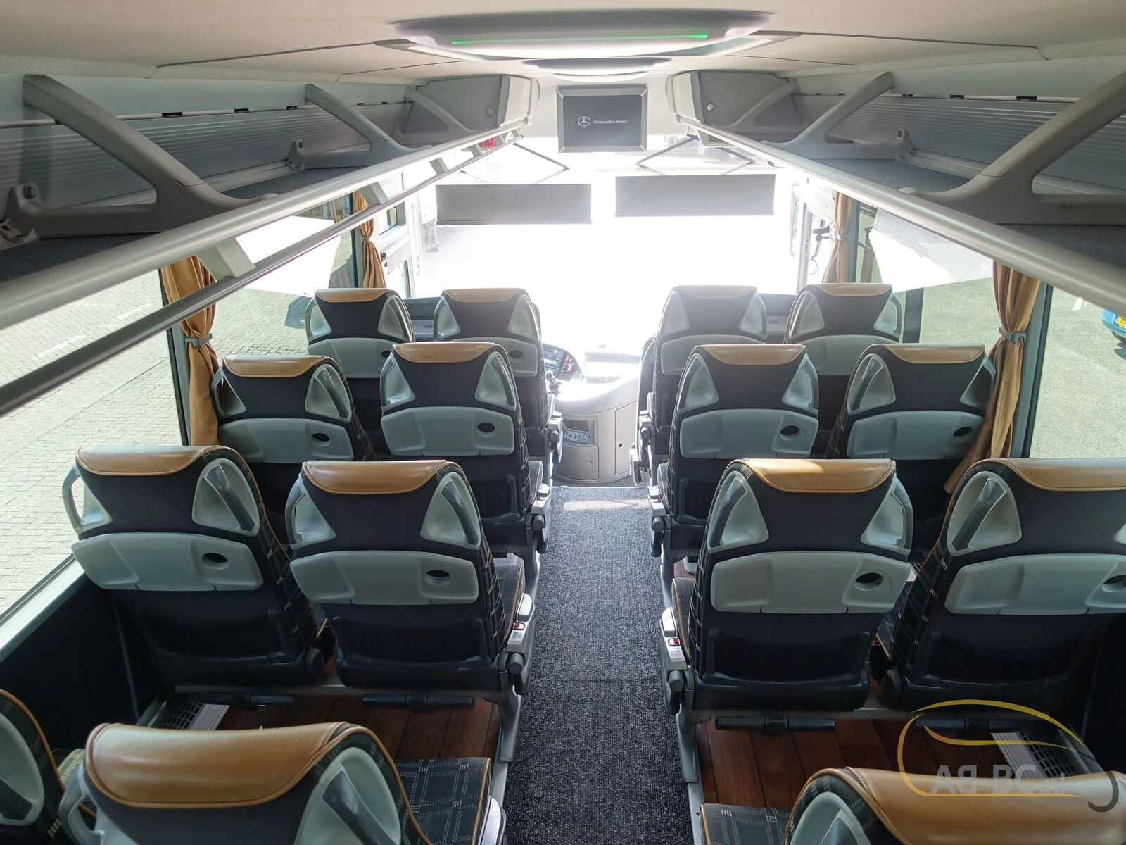 Mercedes-Benz Tourismo RHD-L, 62 Seats, Euro 6 2015 afbeelding 93