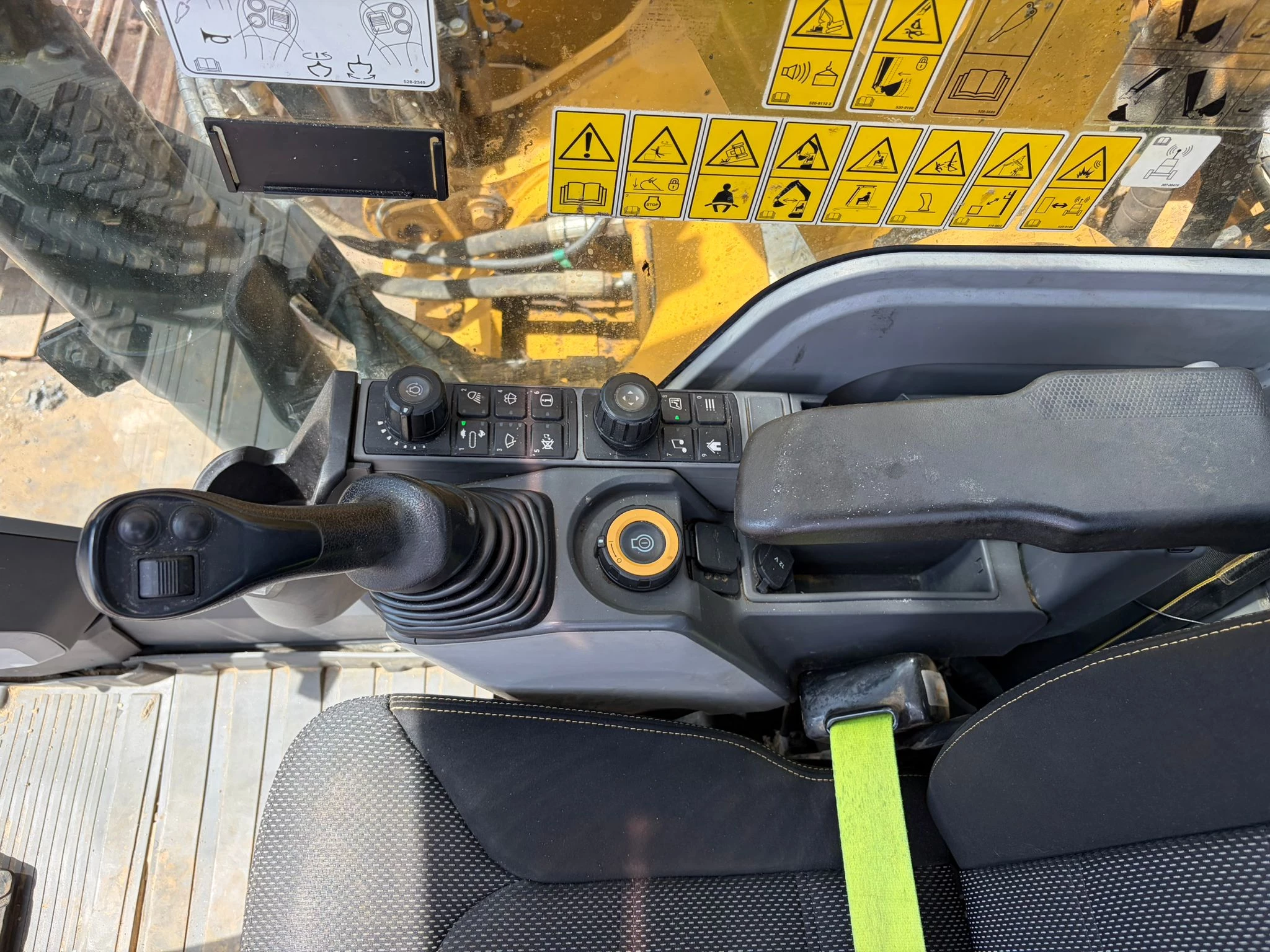 Caterpillar 323 07A 2018 obrázek 24