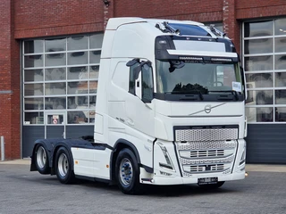 Volvo FH 2023 - 13.500 Globetrotter XL 6x2 - Full air - Leather - 3.20 WB - VEB+ te koop