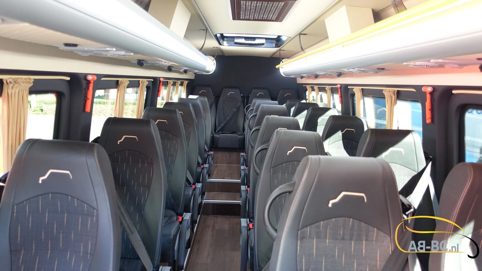 Mercedes-Benz Sprinter 2026 - NEW 519 CDI 24 Seats EURO 6 obrázek 68
