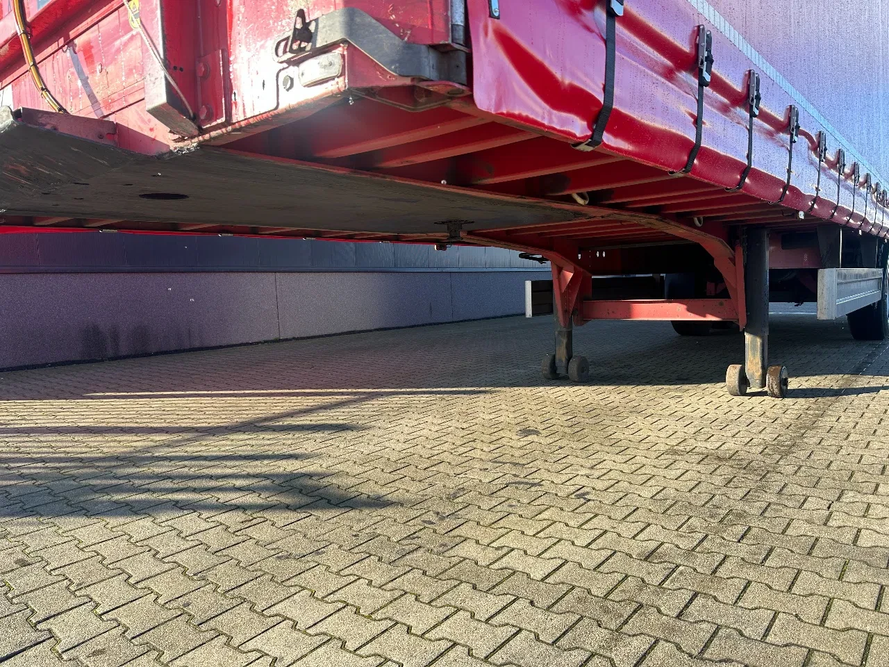 Pacton 2020 - NIEUWE ZEILEN / alu zijborden + planken / hardhouten vloer / NL-trailer / APK: 08-2026 Bild 14