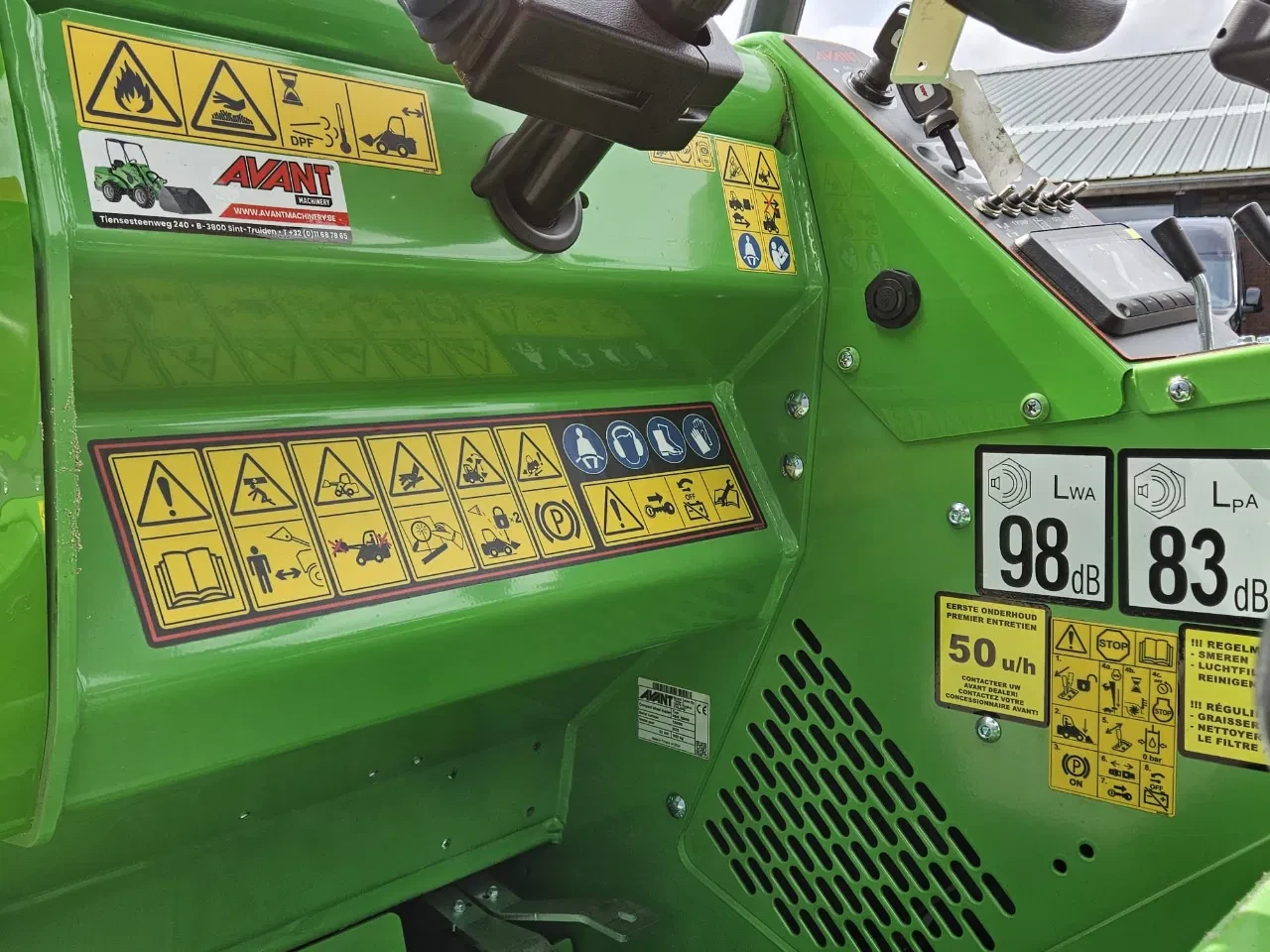 Avant 2025 - 645i Rental mini-shovel afbeelding 25