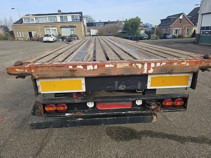 Groenewegen DRO 15-28 | Heavy duty trailer |twistlocks for container 40 ft 2 x 20 ft 20 ft mid.| saf Drum | hardwood floor. 1995 Bild 5