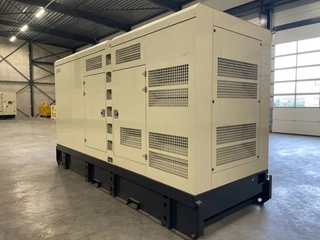 Cummins 2026 - QSZ13-G10 - 600 kVA Generator - DPX-19847 immagine 3 miniatura