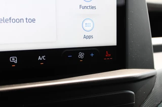 Ford Transit Custom 2024 - 320 2.0 TDCI L2H1 Trend DC 136pk - Carplay - Android - Camera - Trekhaak - LED koplampen - Stoelverwarming - Draadloos laden - Rijklaar image 26