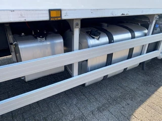 Volvo FM4-420 2015 - / COMPLETE COOL+FREEZE COMBI / CHEREAU / THROUGH-LOADING SYSTEM / 2XPLATFORM DHOLLANDIA / FREEZING LOCK / AUTOMATIC / EURO-6 / 2015 obrazek 22