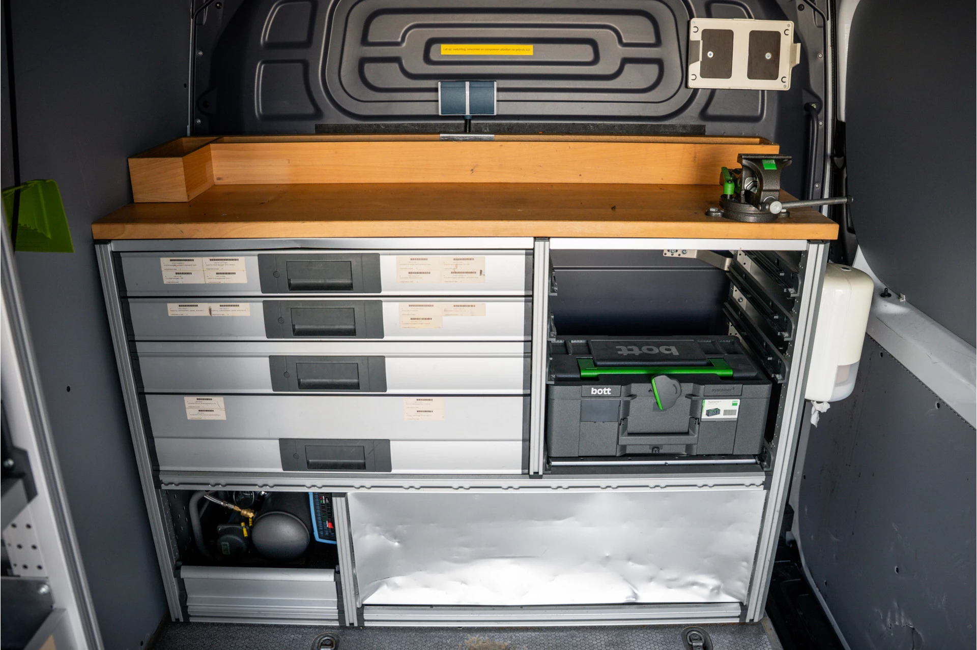 Mercedes-Benz Sprinter 2020 - 311 CDI RWD L2H2 | Volledig Ingericht | Mbux | Camera | Carplay | Climatronic Bild 13
