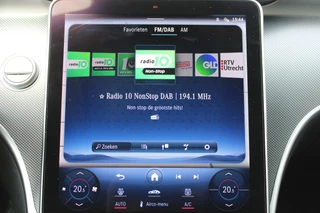 Mercedes-Benz C-Class 2022 - Estate 300e Luxury Line MEMORY DISTRONIC 360-CAMERA CARPLAY SFEER 17'' image 22