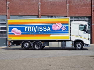 Volvo FH 2015 - 13.420 6x2 - Box - Loadlift - Manual gearbox - Low KM image 11