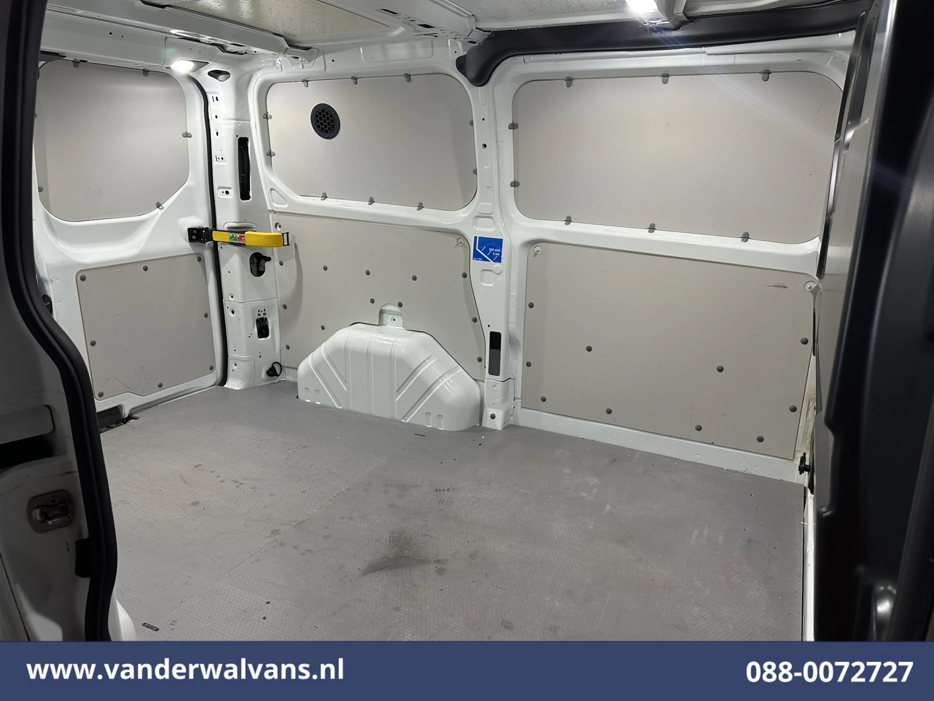 Ford Transit Custom 2021 - 2.0 TDCI L1H1 Euro6 Airco | Camera | LED | Android Auto | Cruisecontrol | Verwarmde voorruit obrázek 11