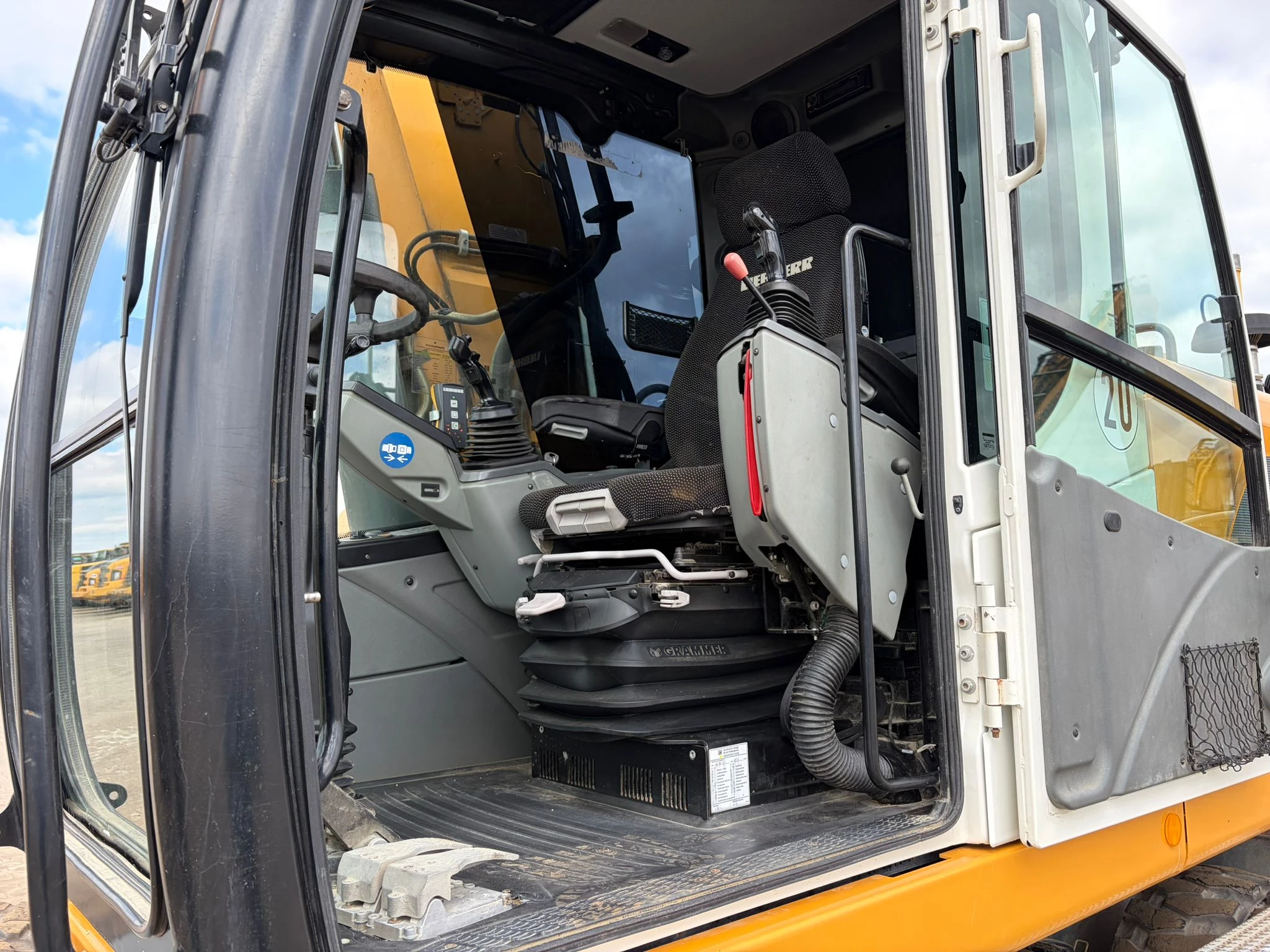 Liebherr A920 2019 obrázek 30