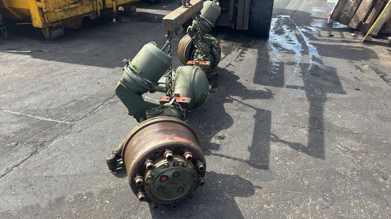 DAF 1985 - DRIVEN FRONT AXLE ARMY afbeelding 3