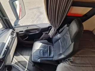 Scania S 2021 - S540 NGS Highline 4x2 - Low deck - Retarder - Custom interior - Night clima - Full air - Led - Navi bild 21