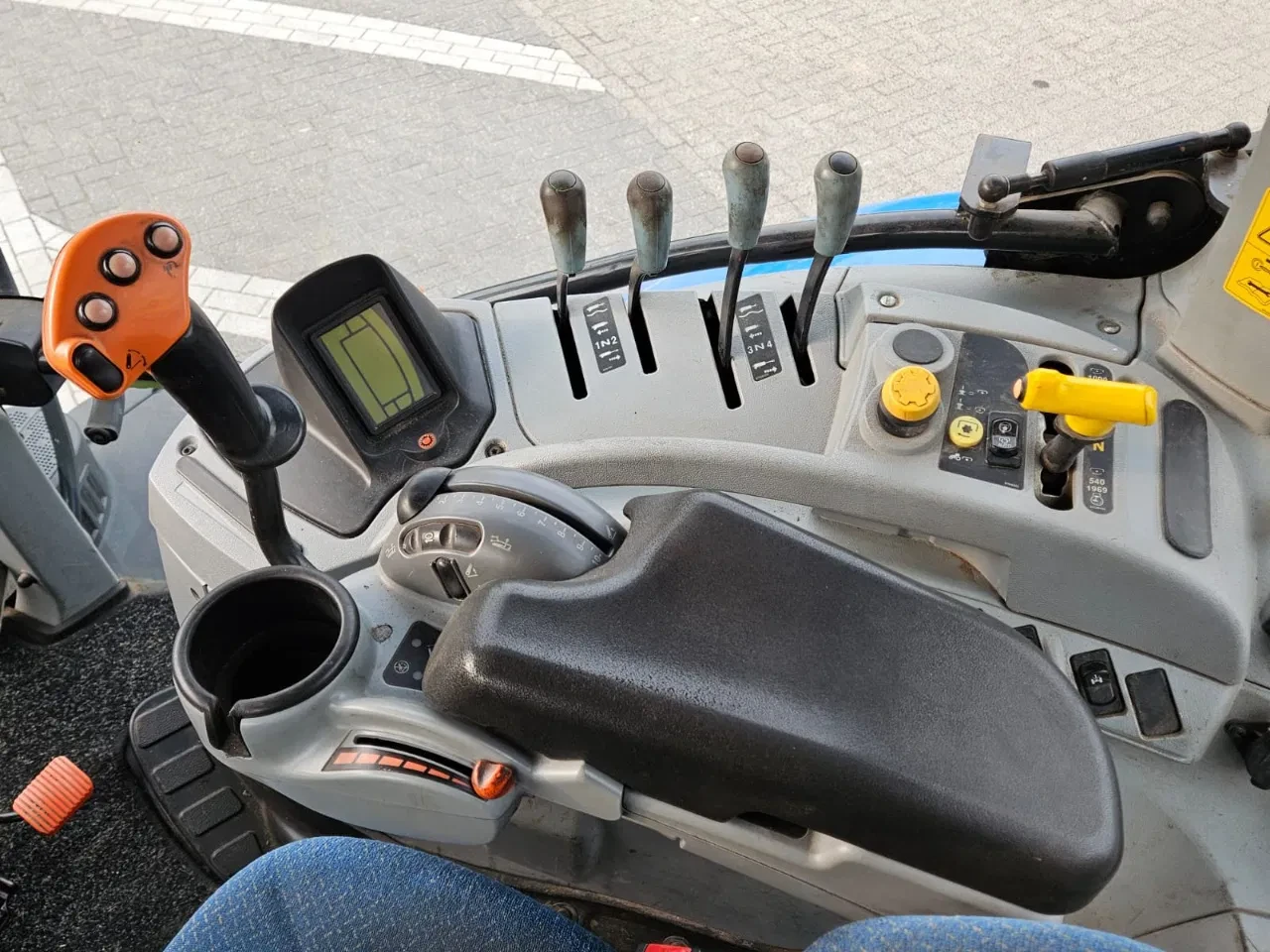 New Holland T7.170 2014 - Range Command Bild 28