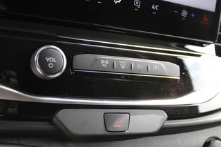 Ford Transit 2024 - 350 2.0 TDCI L2H2 Trend 165pk - Facelift - Adaptive Cruise - Navigatie - Blind Spot - 360 Camera - Stoel - Stuurverwarming - Rijklaar imagem 25