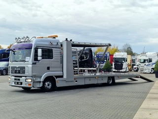 MAN TGL 2009 - 12.240 4x2 Cartransporter - 12T - AS Tronic - Hydraulic deck - Sleeper cab obrazek 11