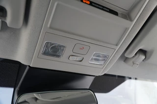 Ford Transit Custom 2026 - 340 2.5 PHEV L2H1 Limited 232pk 9 Zits - Keyless - ACC - Blindspot - Camera - Carplay - Navi - Prijs excl. BTW - Rijklaar image 35