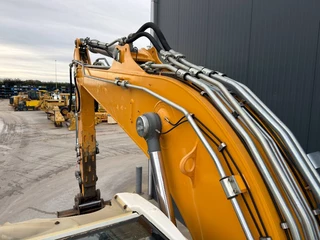 Liebherr N/A 2014 - R922 SLC image 26