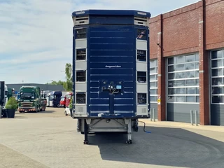 Pezzaioli 2017 - 3/4 deck livestock - 134.8m2 - Water & Ventilation - Lifting roof afbeelding 3 miniatuur