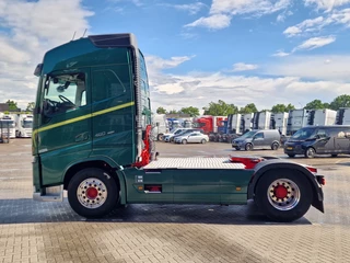 Volvo FH 2019 - 13.460 Globetrotter 4x2 - ADR - Chassis cover - Alloy - Navi image 4