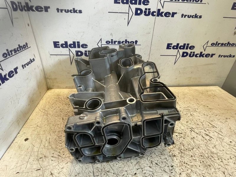 DAF 2022 - 2296261 OLIEMODULE (ALS NIEUW) Bild 3