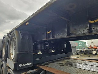 Krone sd- fixed 40 foot chassis - with 2 x 20 foot connection -20 foot middle - the on TOP. 2006 - N/A obrazek 30