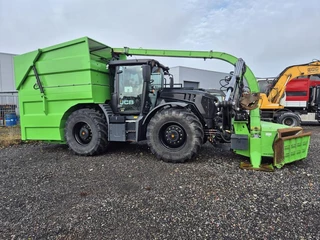 JCB N/A 2021 - Fastrac 4220 met container obrazek 1