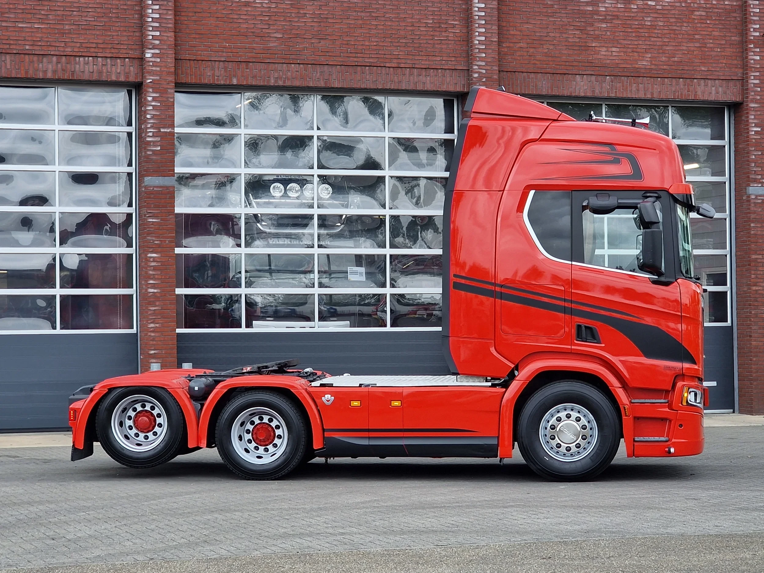 Scania R 2021 - R650 V8 NGS Highline 6x2 - Retarder - Full air - 3.15 WB - Leather image 8
