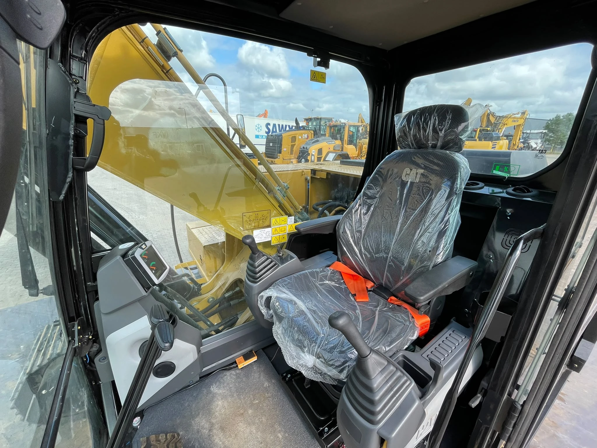 Caterpillar 320D3 GC 2025 zdjęcie 20
