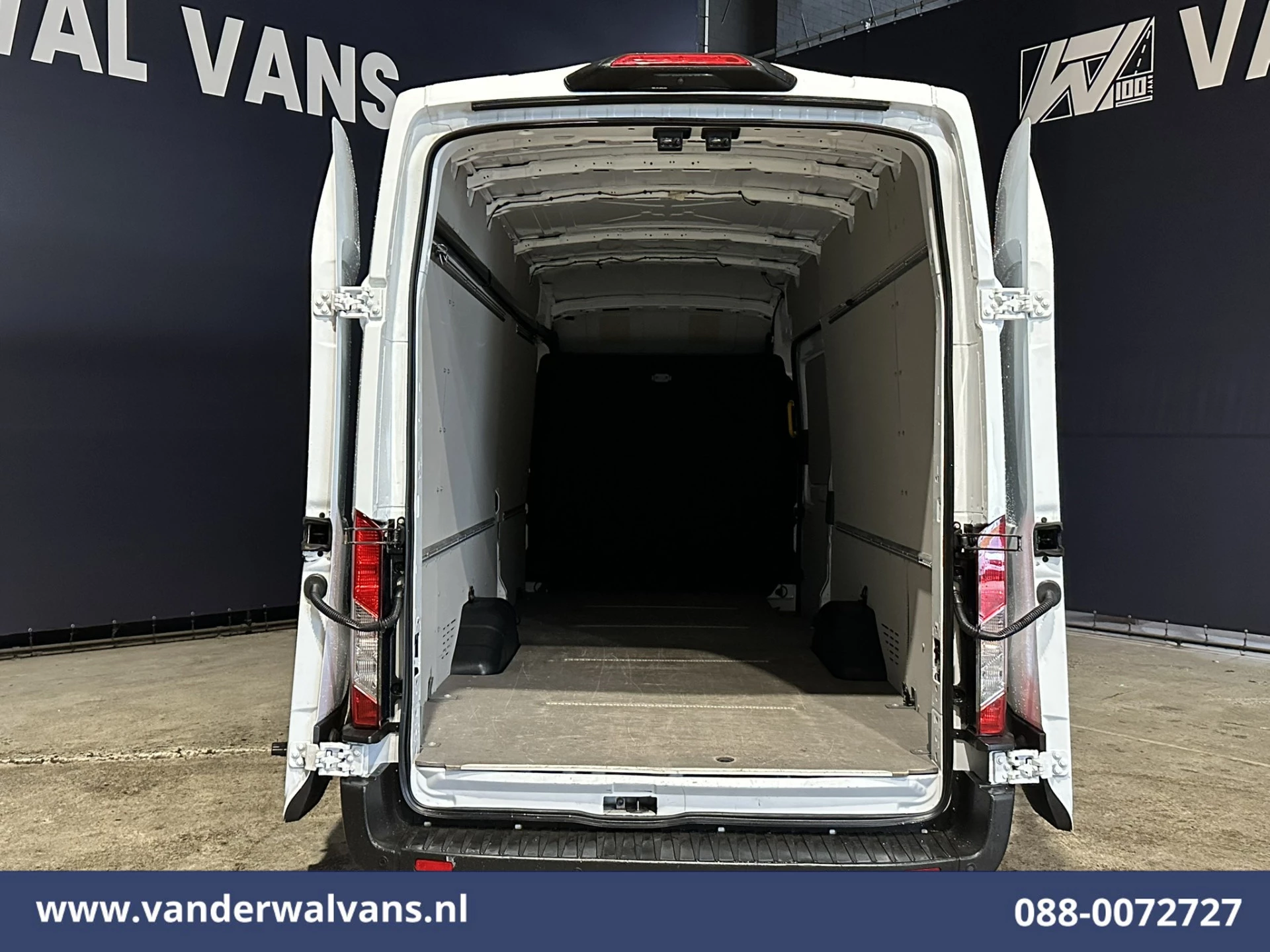 Ford Transit 2023 - 2.0 TDCI 131pk L4H3 Euro6 Airco | Camera | Cruisecontrol | Verwarmde voorruit obrázek 11