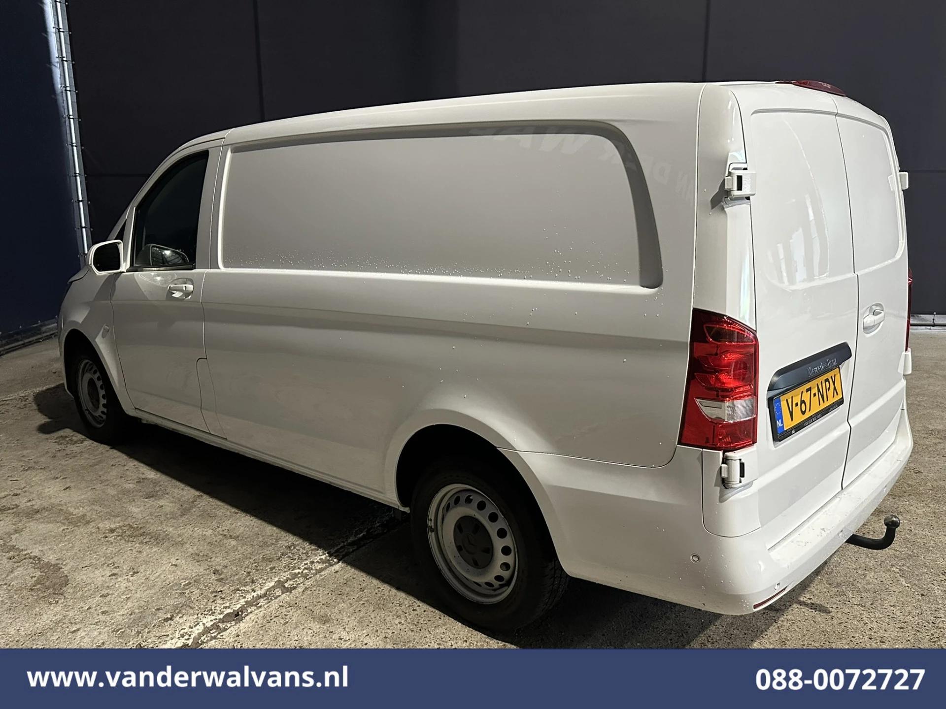 Mercedes-Benz Vito 2021 - 114 CDI 136pk L2H1 Euro6 Airco | Camera | Navigatie | Cruisecontrol | Apple Carplay image 11