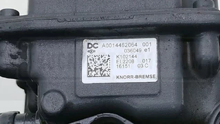 Mercedes-Benz N/A - Compressed Air System Luchtdroger unit MB MP4 bild 2