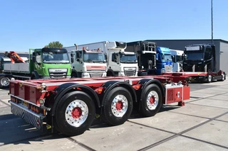 Broshuis 2018 - 3UCC-39/45 MFCC + GENMARK GENSET 2023!! - LIFT AXLE - SAF AXLES - DISC BRAKES - 2 x EXTENDABLE - ALCOA'S - EXCELLENT CONDITION - afbeelding 2 miniatuur
