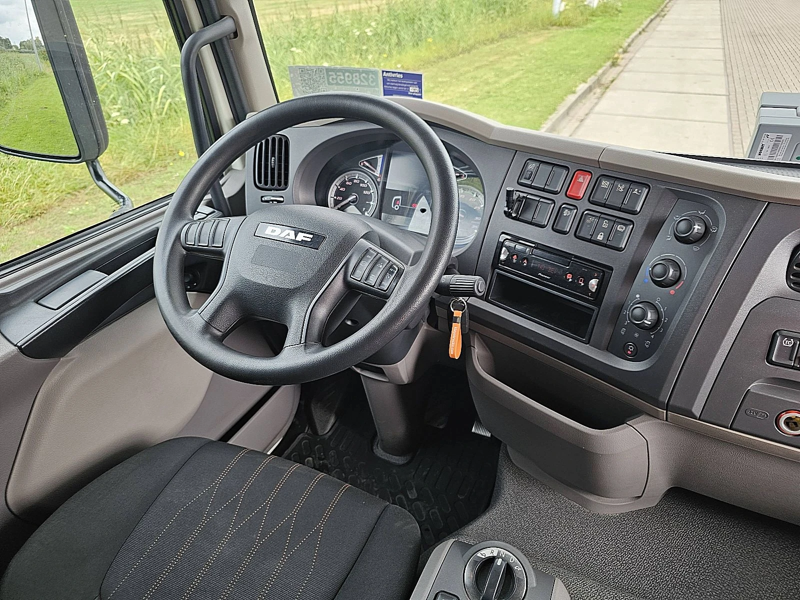 DAF 2023 - LF 290 afbeelding 8