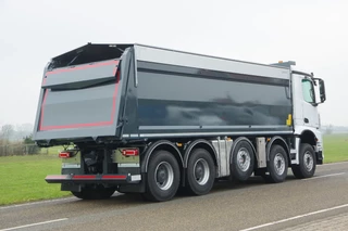 Mercedes-Benz Arocs 2024 - 10x4 49-tons midlift met Kempf achterover kipper imagen 3