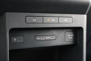 Kia PV5 2026 - L2H1 Plus 71.2 kWh 164pk - 416km WLTP - Stoel/Stuurverwarming - Keyless - V2L - Camera - ACC met stuurhulp - Rijklaar zdjecie 36