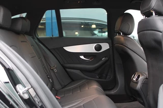 Mercedes-Benz C-Class 2020 - Estate 300e AMG Line LEDER CARPLAY DAB CAMERA image 14