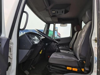 Nissan Atleon 210 / Manual / full steel suspension / 7.30mtr box 2001 - N/A immagine 20