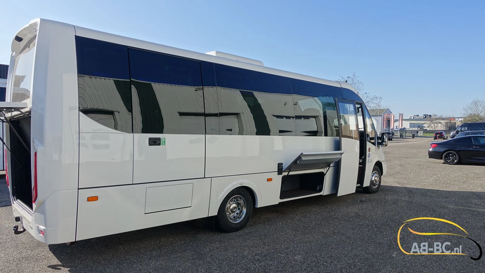 Iveco Rosero First Busworld Edition 31 Seats EURO 6 2026 afbeelding 8