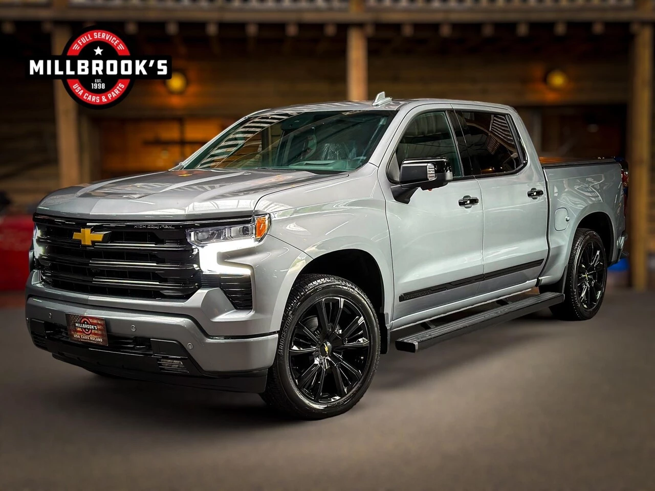 Chevrolet Silverado 2024 - USA High Country 6.2 V8 420 PK, zdjęcie 11