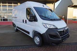 Opel Movano 2024 - 2.2D 140PK L2H2 imagen 2
