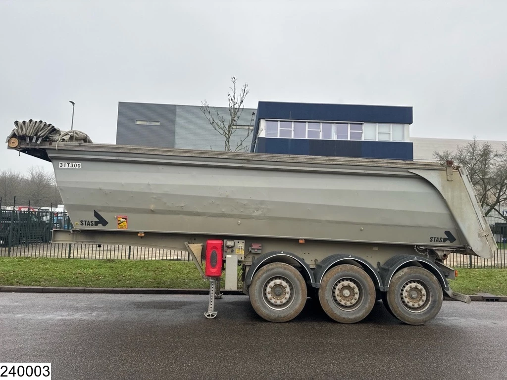 Stas 2010 - kipper Lift axle image 2