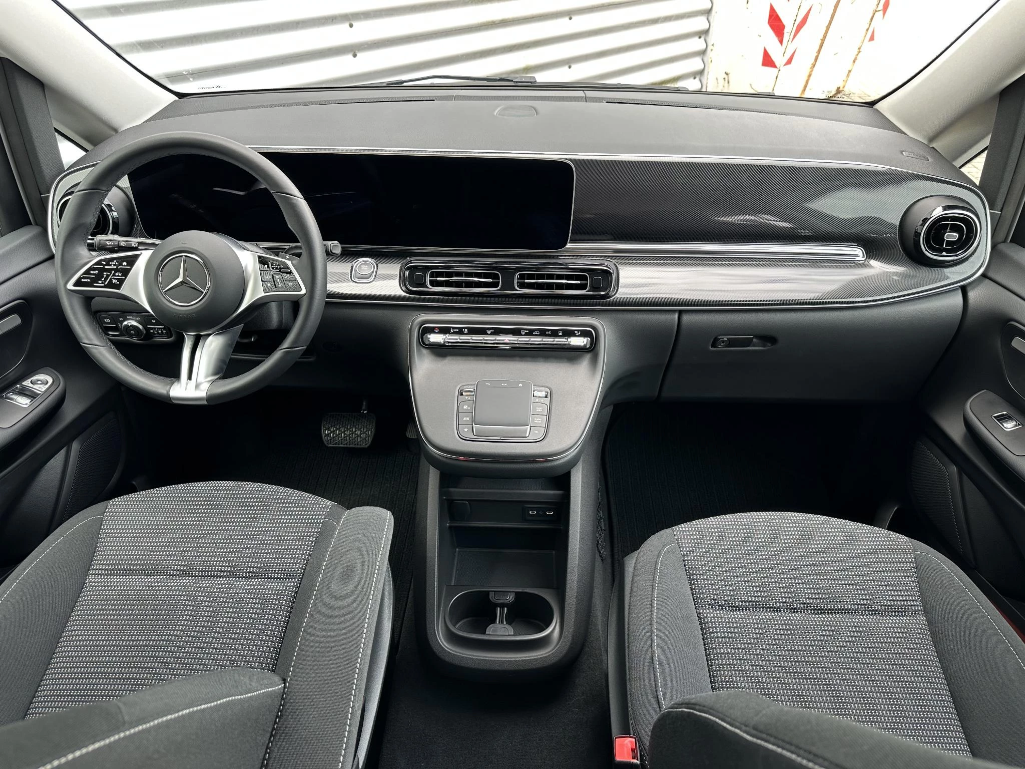 Mercedes-Benz EQV 2025 - 300 90 kWh 6/7/8-Persoons Facelift Model L2 afbeelding 5