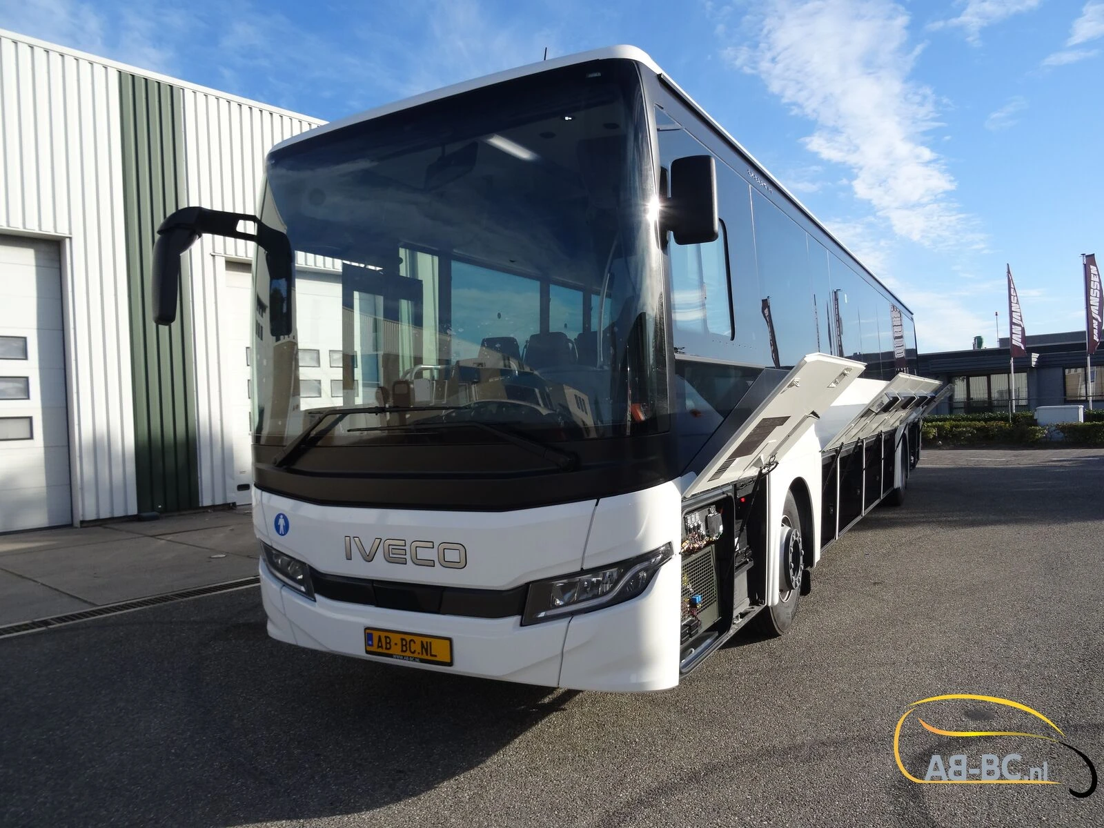 Iveco New 13 MTR Crossway 61 seats ADAS afbeelding 25
