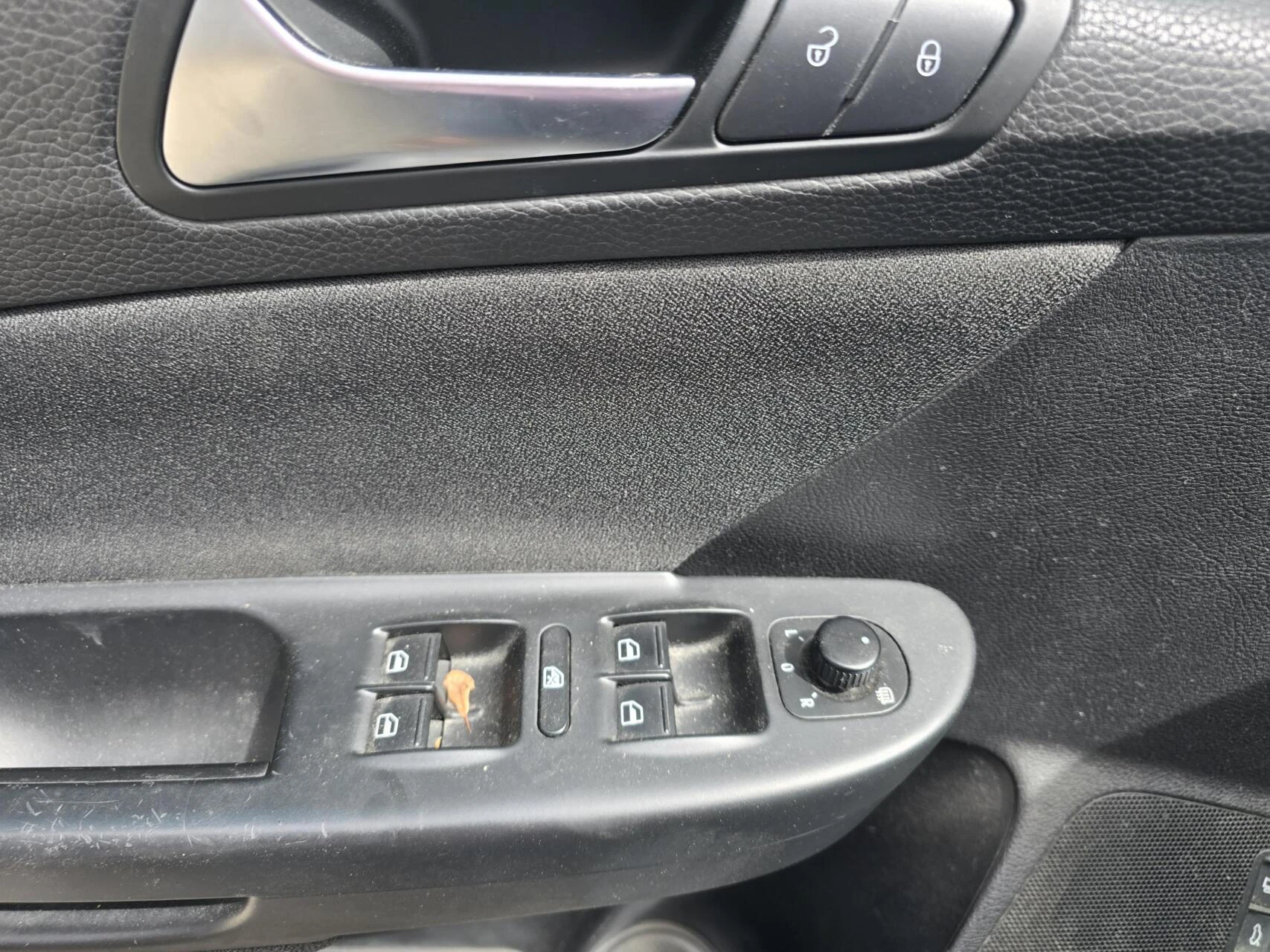Volkswagen Passat 2010 - Variant 1.4 TSI Highline BlueMotion Let op loop op 3 cilinders. afbeelding 19