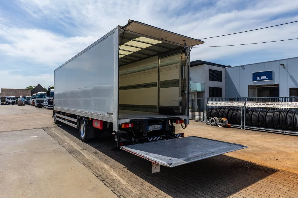 Renault 2020 - D12.240+HAYON ANTEO 1.7T. zdjęcie 9