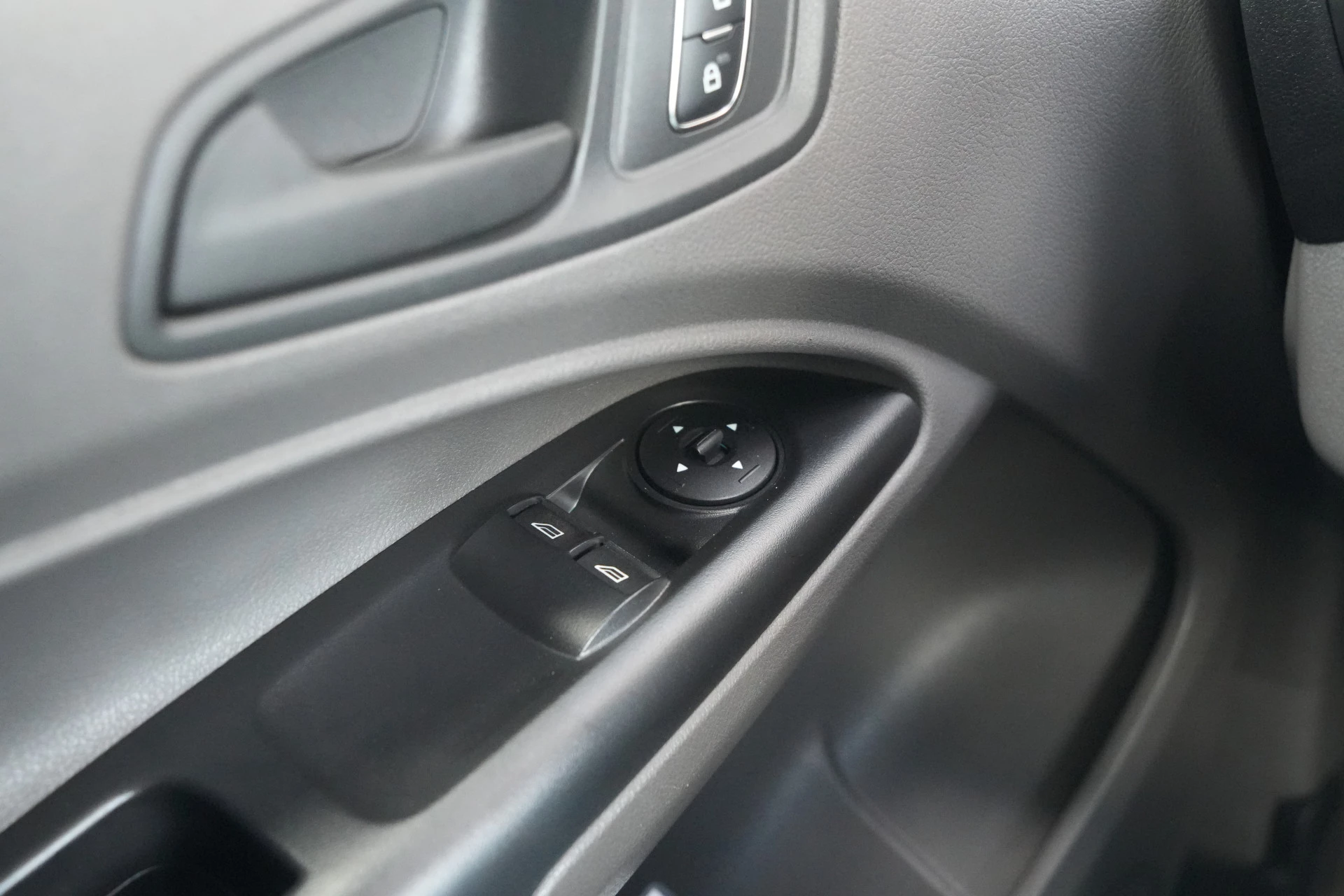 Ford Transit Connect 2023 - 1.5 EcoBlue L2 Trend 100pk - 2x Schuif - Automaat - Cruise - PDC - Camera - Carplay - Rijklaar obrázek 16